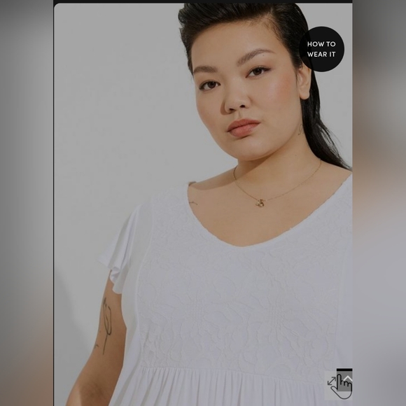 Torrid Super Soft V-Neck Ruffle Tee - Picture 3 of 5